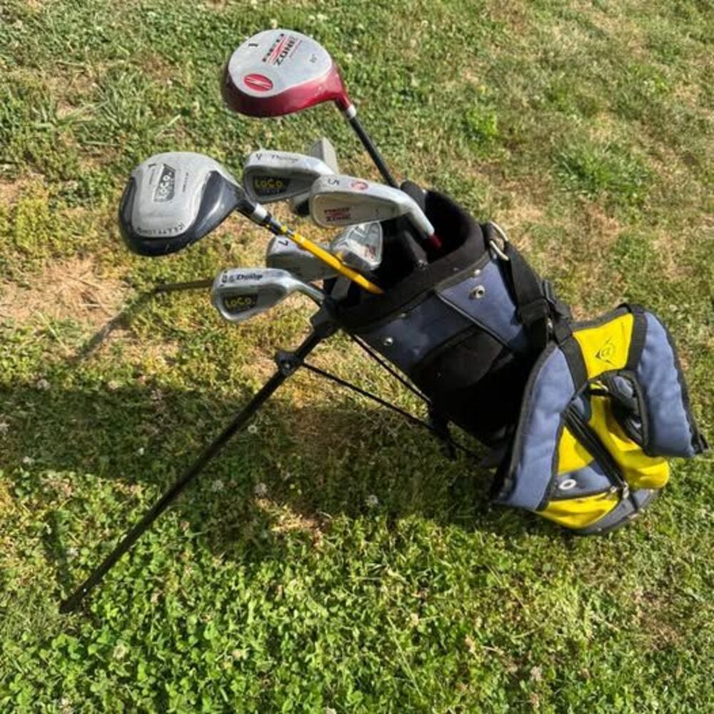 Youth Dunlop loco tour club set and bag